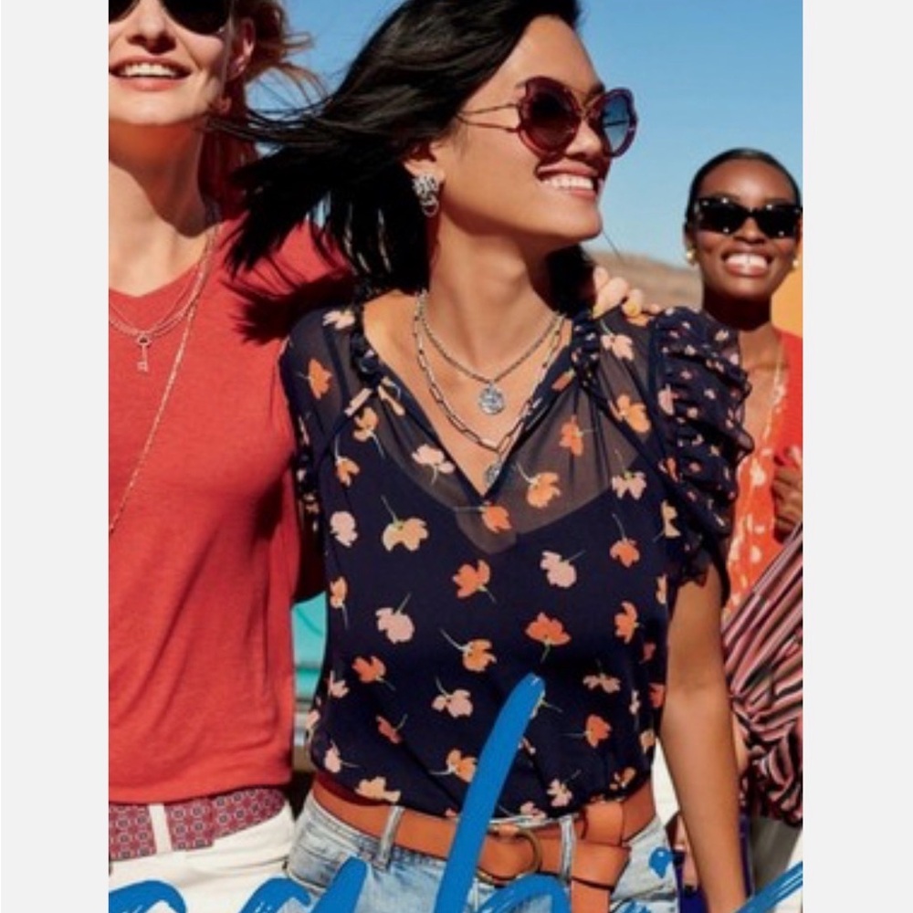 Cabi #5522 Floral Ruffle Sleeve V-Neck Top - Navy and Coral